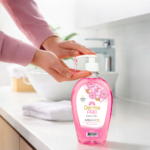 JABÓN ANTIBACTERIAL DERMAPRO – FLOR DE CEREZO – 400ML - Imagen 2